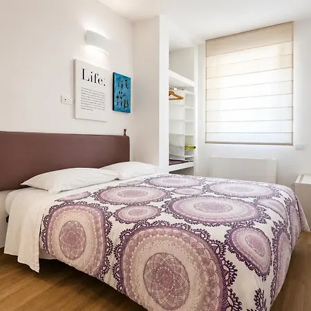 Residenza 1955 - Parcheggio Interno Gratuito 펜션 *